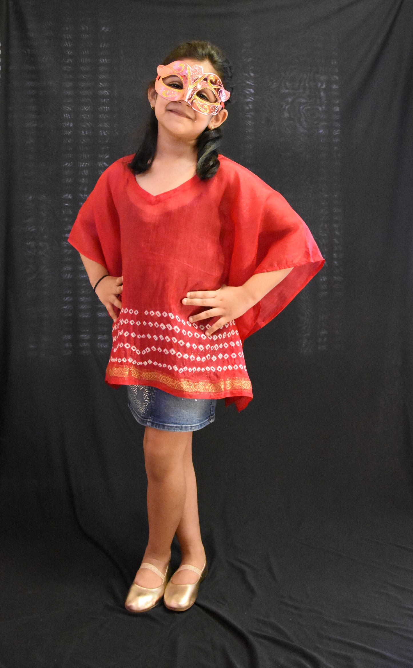 Red bandhani kaftan