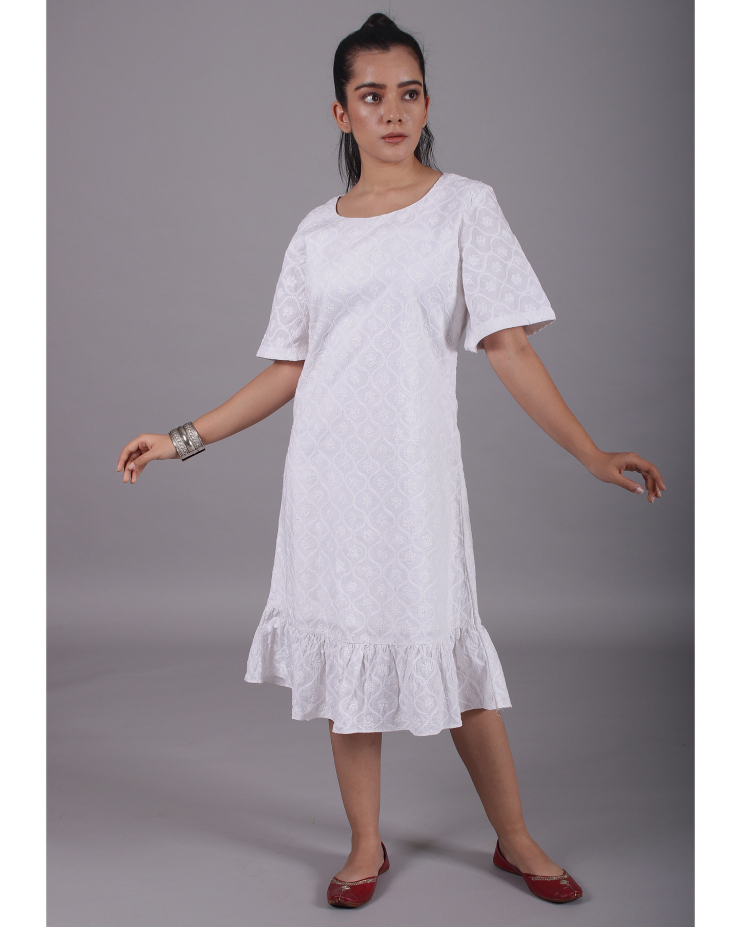 White Chikan Short Sleeves Cotton Frill Border