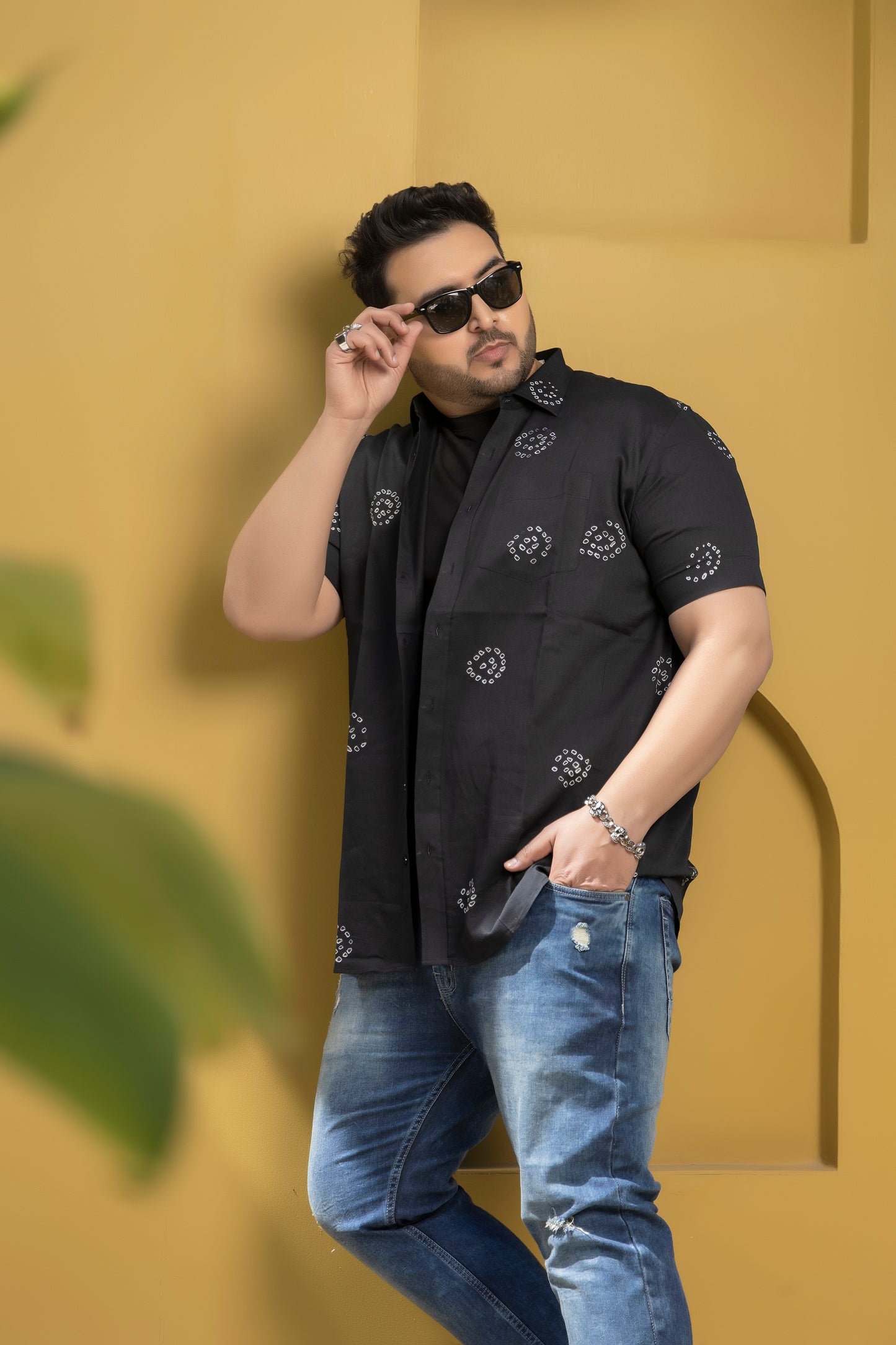 MOH Power Black shirt