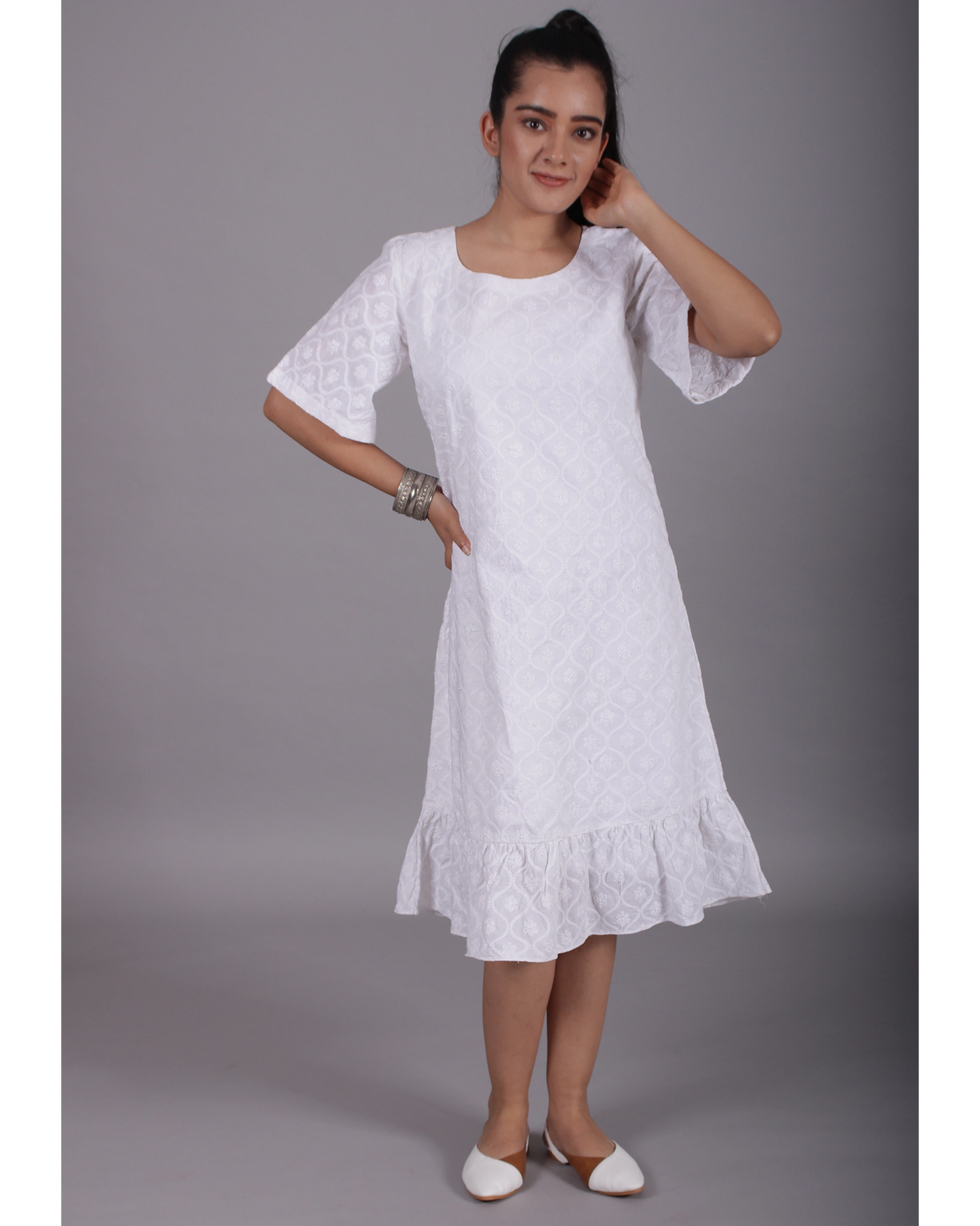 White Chikan Short Sleeves Cotton Frill Border