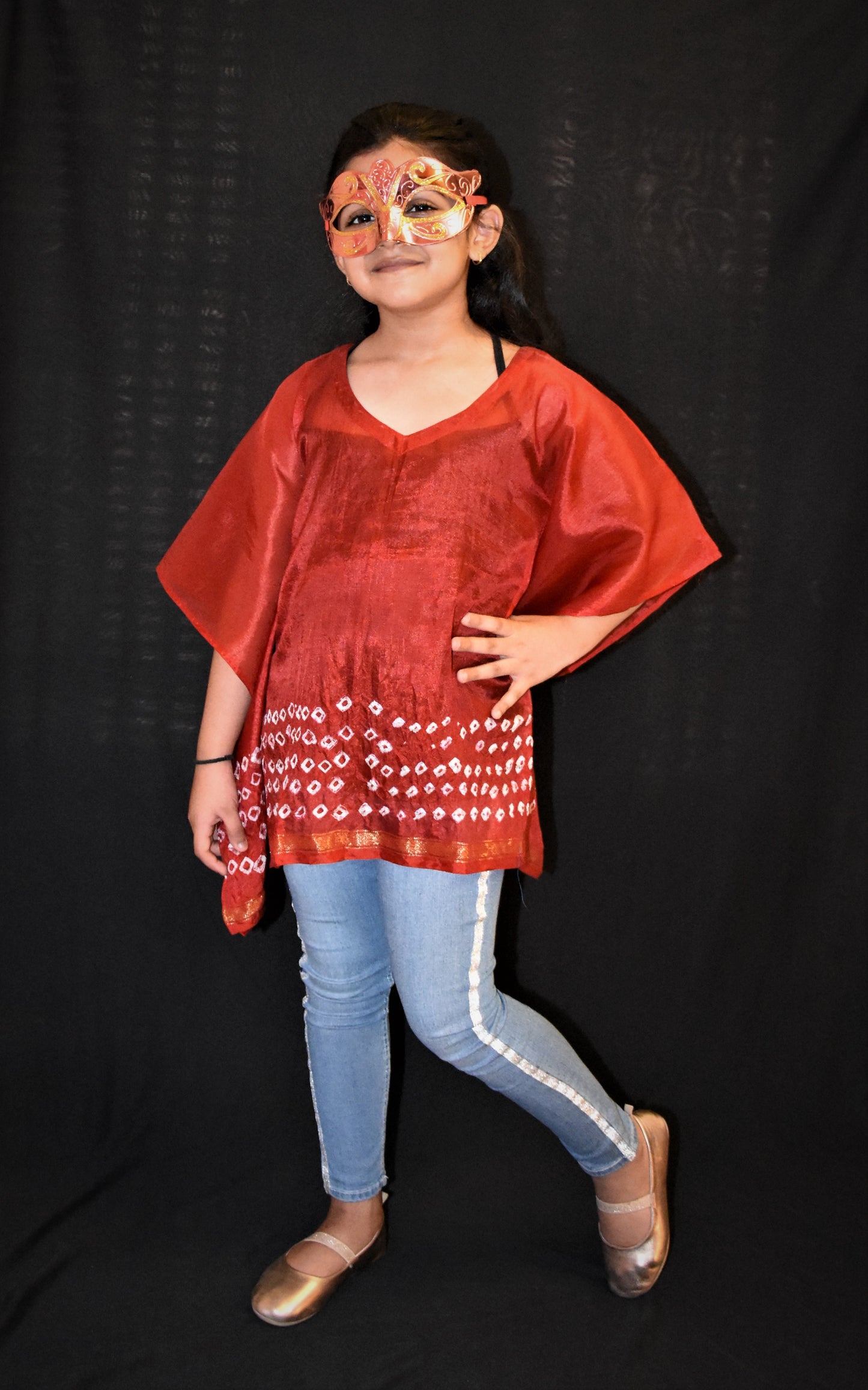 Red bandhani kaftan
